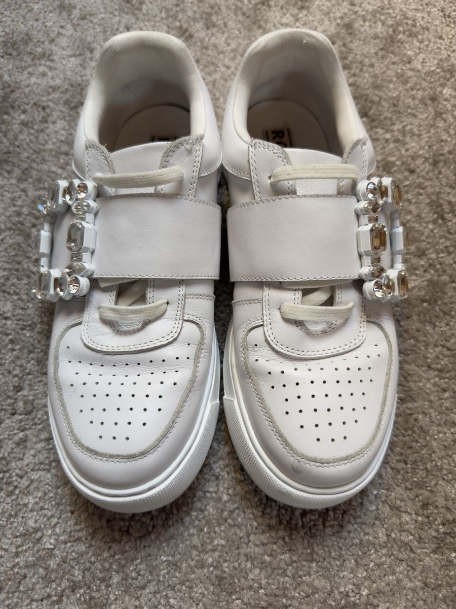 Scarpe da donna: Baskets Roger Vivier  blanches femme 38 – Usato da Vuippens venduto da Anna_as