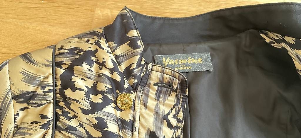 Giacche: Wattierte Seidenjacke Gr. S/M – Usato da Schliern b. Köniz venduto da tezi 1