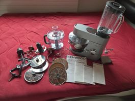 Kenwood Küchenmaschine KMM02 mit Zubehör guter Zustand