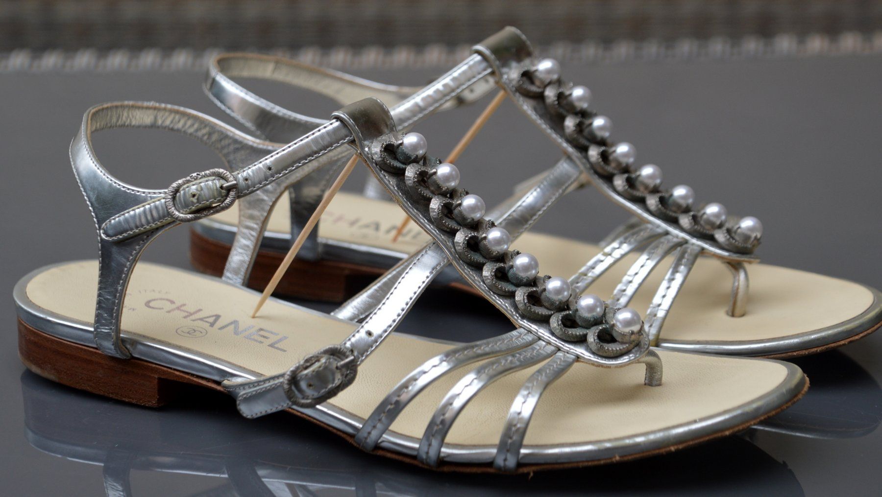 Chanel Scarpe da donna: Sandalen Chanel sandales .39 – Usato da Collonges venduto da Auganien 5