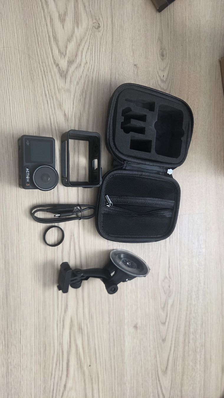 DJI Action Cam: Caméra d'action DJI Osmo Action 3 et accessoires  – Gebraucht aus Bramois von Djoule87