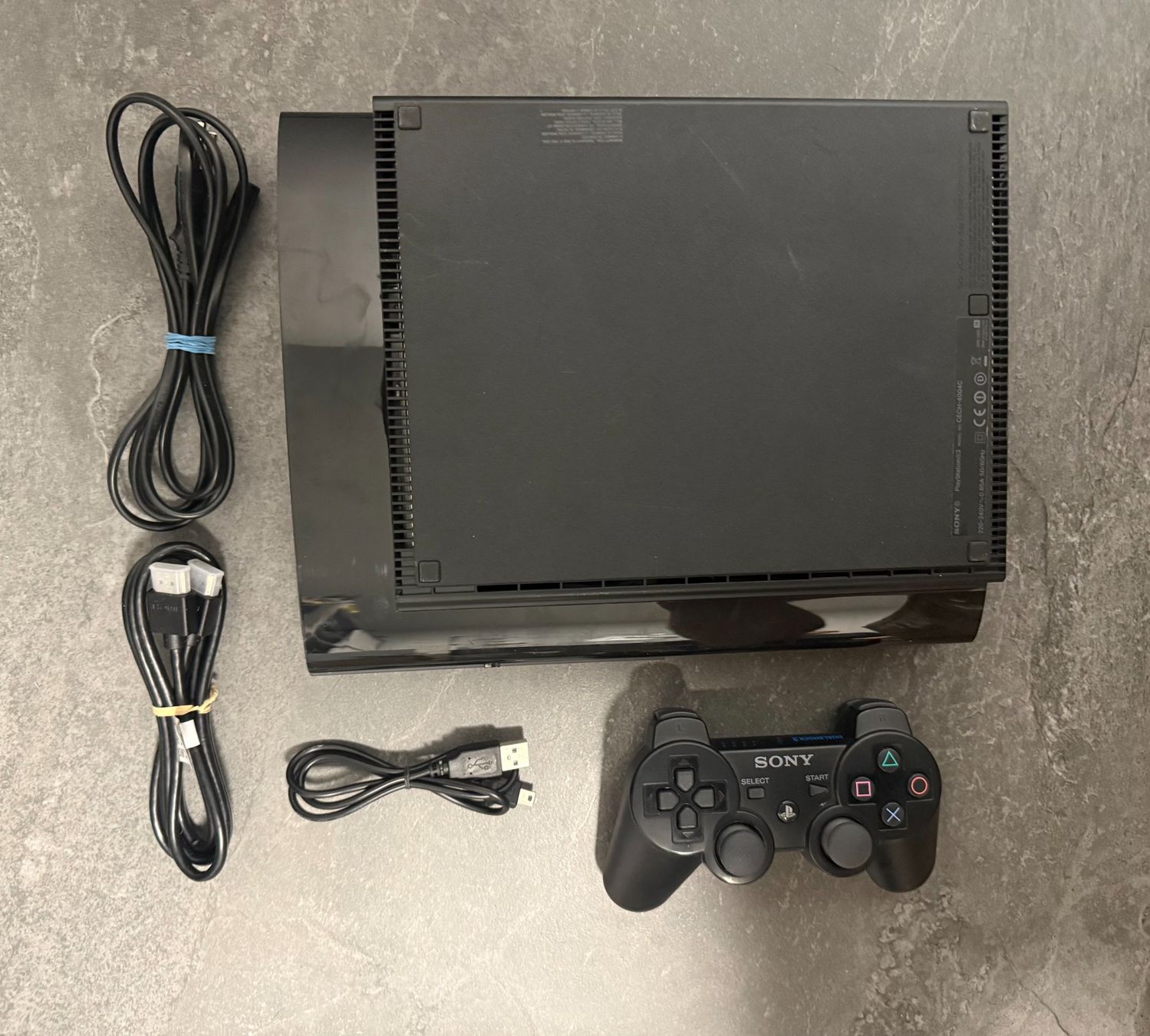 Sony Console: Console Sony Playstation 3 Super Slim - PS3 – Usato da Pont-de-la-Morge venduto da Darfal 1