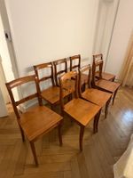8x Antike Kirschbaum Holz-Stühle, guter Zustand