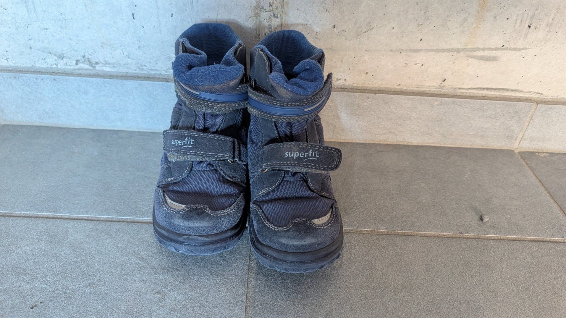 Schuhe für Jungen: Superfit Winterschuhe Grösse 28 – Gebraucht aus Kirchdorf AG von Reto2005