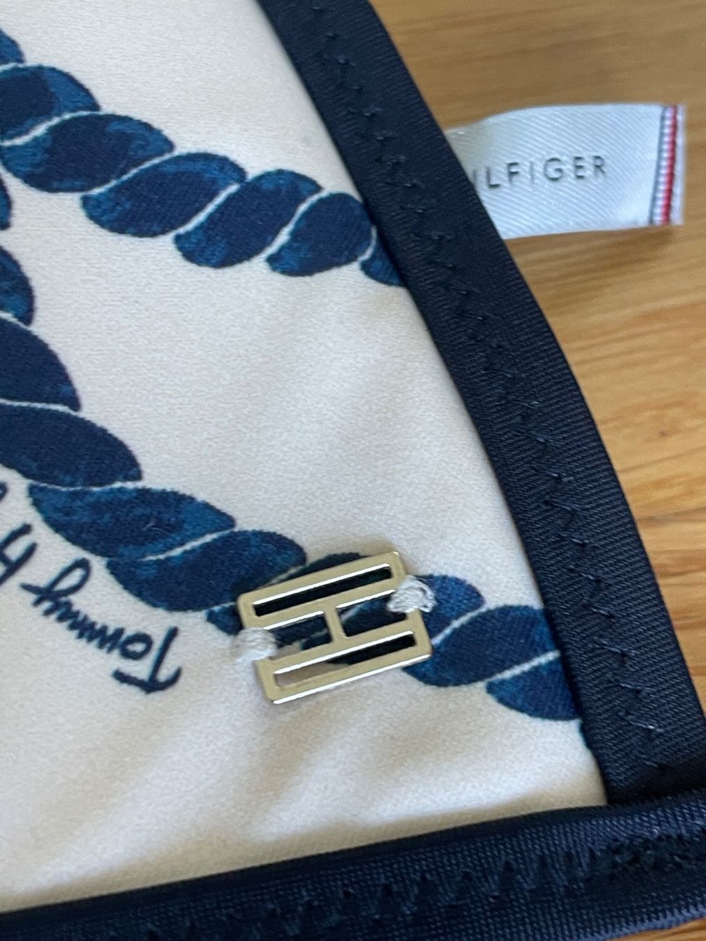 Tommy Hilfiger Costumi da bagno & Bikini: Bikini TOMMY HILFIGER – Usato da Richterswil venduto da IrynaL 3