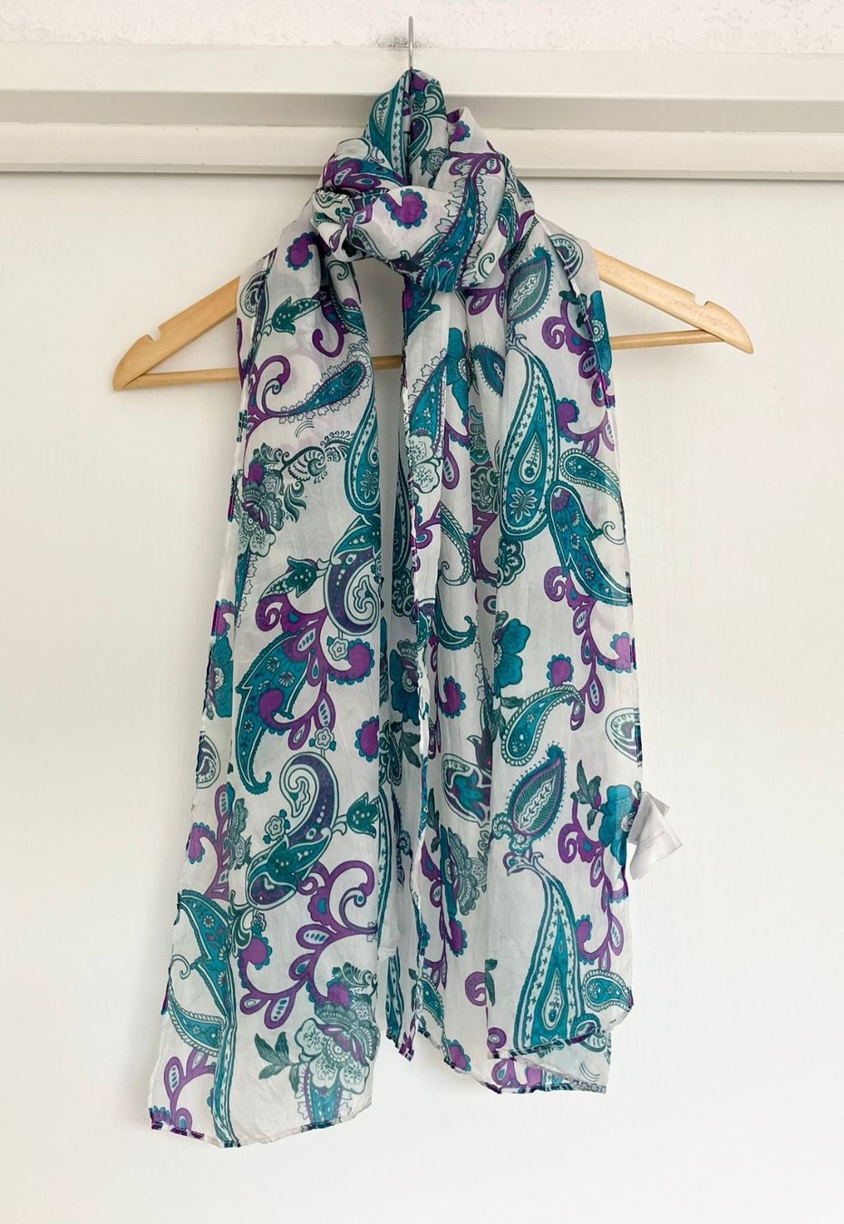 Foulard & Sciarpe: Bellantare Seide Schal – Usato da Unterägeri venduto da Jutka_04 2