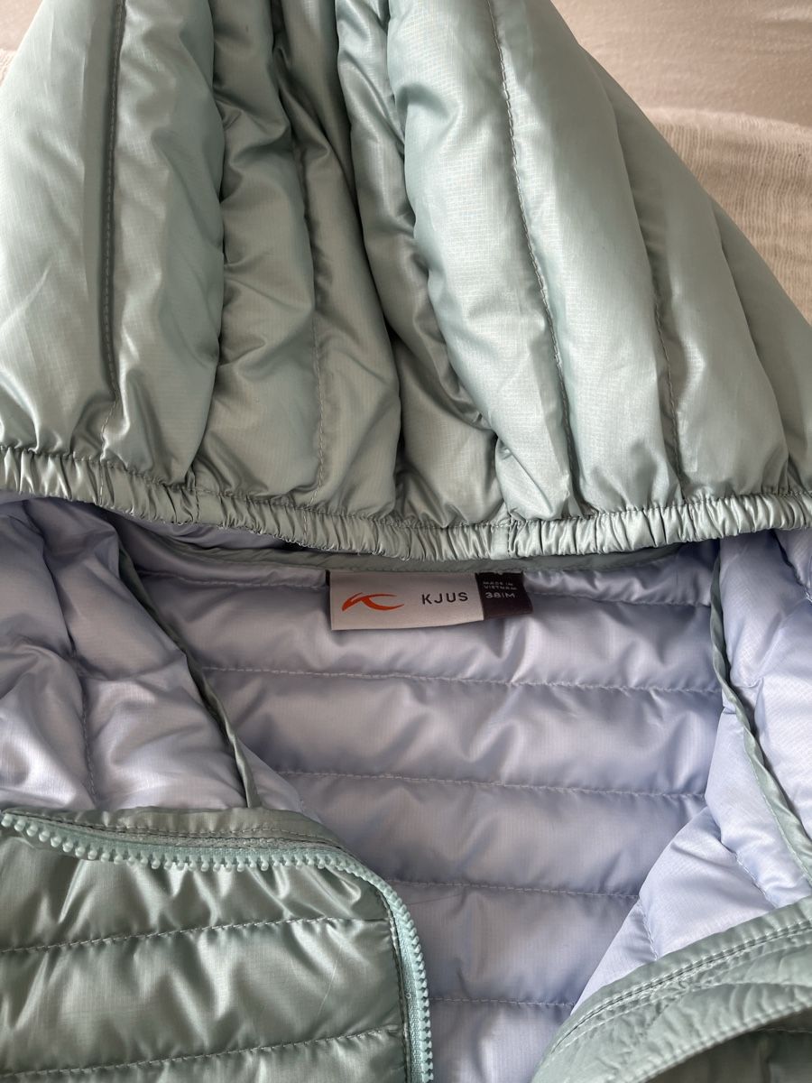 Kjus Giacche: Kijus, Neue wunderschöne Jacke mint 38 – Nuovo e nell'imballaggio originale da Aesch BL venduto da shuja01 7