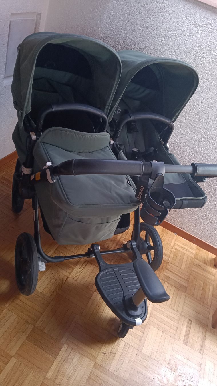 Bugaboo Kinderwagen: Bugaboo Donkey 5 Twin Stroller - Gut Condition For Sum – Neu (gemäss Beschreibung) aus Lengnau BE von Ragaso
