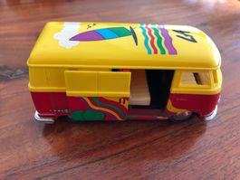VW Bulli Surfbus Los Angeles Modellauto