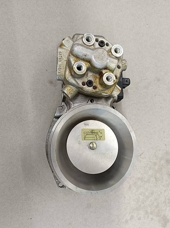 Alle Autoersatzteile: KE-Jetronic Mengenteiler – Gebraucht aus Ponte Capriasca von bec_wws6 2
