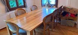Massivholz Tisch aus hochwertigen Nussbaum