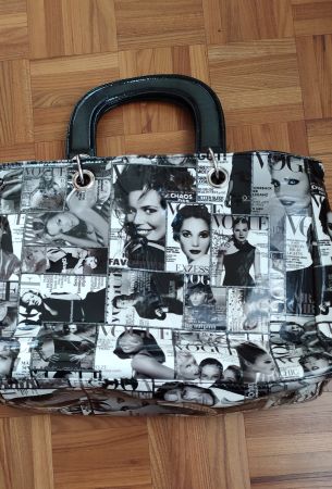 Sac à main noir et blanc "coupures journaux"/Handtasche