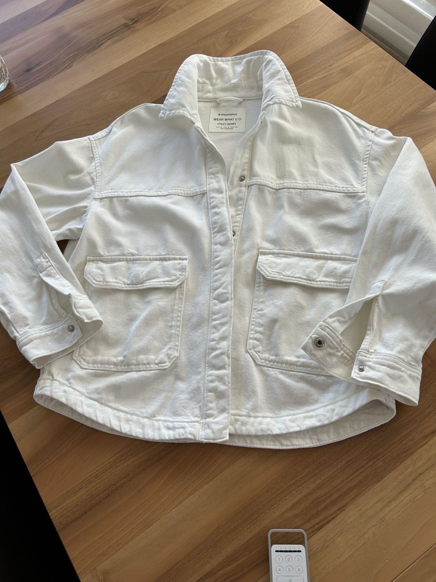 Stradivarius Jacken: Off-white  oversized Jeansjacke Gr. M/L, Top Zustand – Gebraucht aus Worben von fra_s78y 2