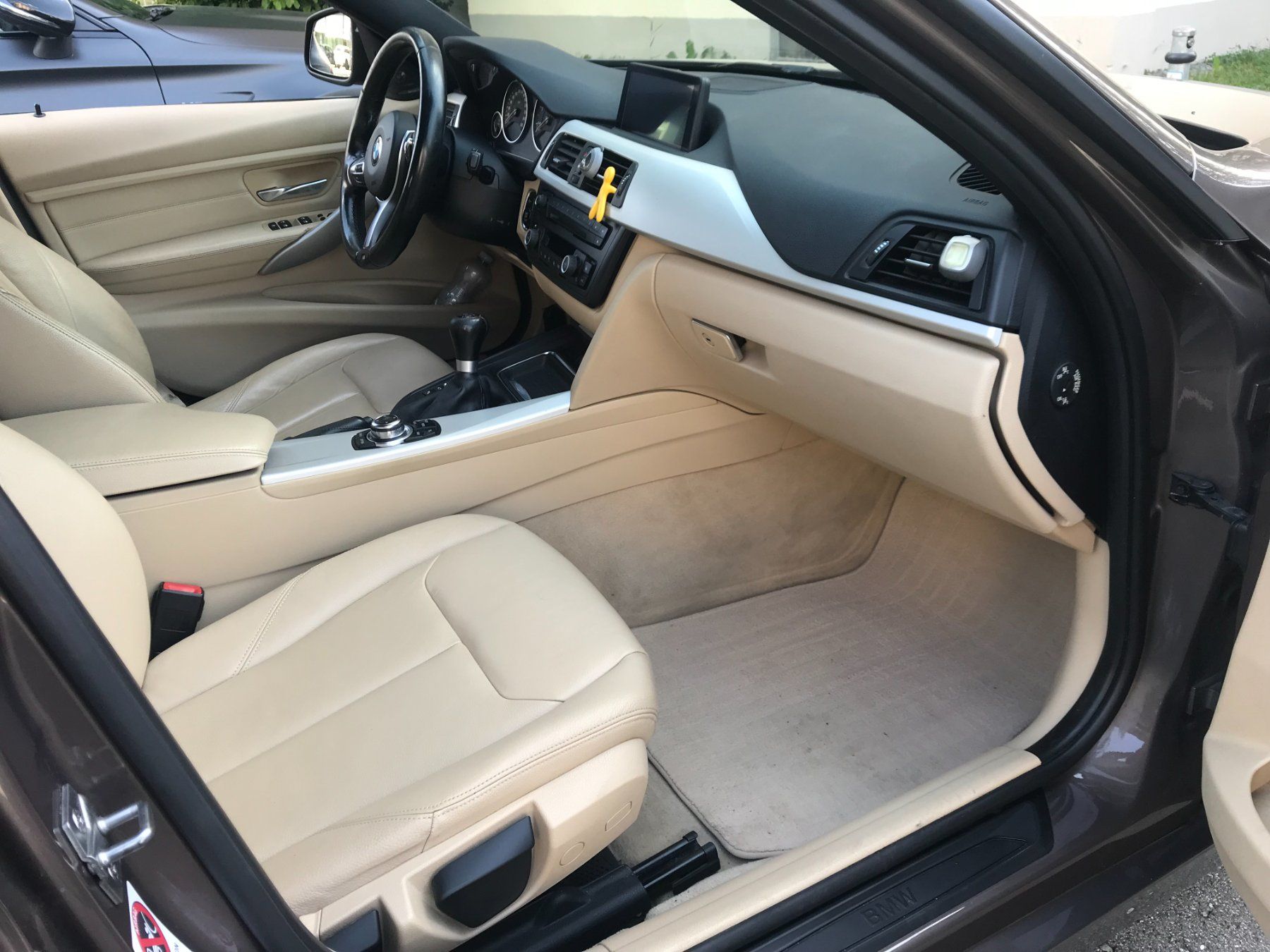 BMW Automobili: 2013 BMW318D Kombi, Head up, MFK – Usato da Zürich venduto da Tapehead 7