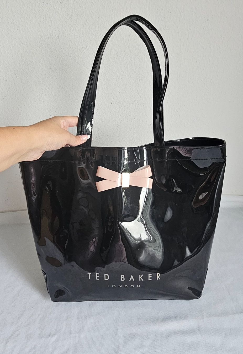 Ted Baker Borse da donna: *TED BAKER* Damen Handtasche – Usato da Bronschhofen venduto da Xena37
