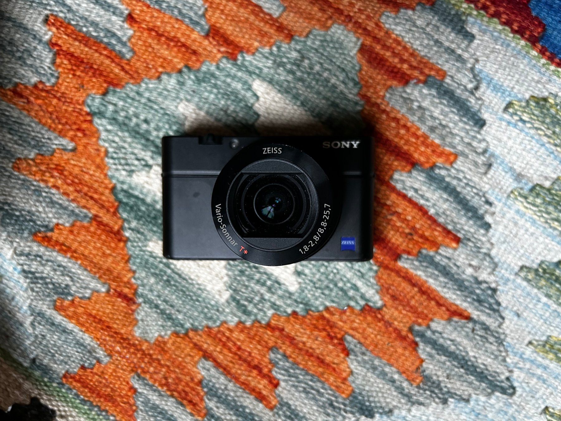 Sony Fotocamera: Sony RX100 III inkl. Ledertasche – Usato da Bern venduto da Mkollega 2