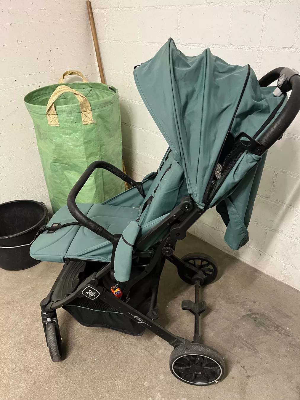 Carrozzine: Kinderwagen Buggy – Usato da Landquart venduto da det_v9m9 1