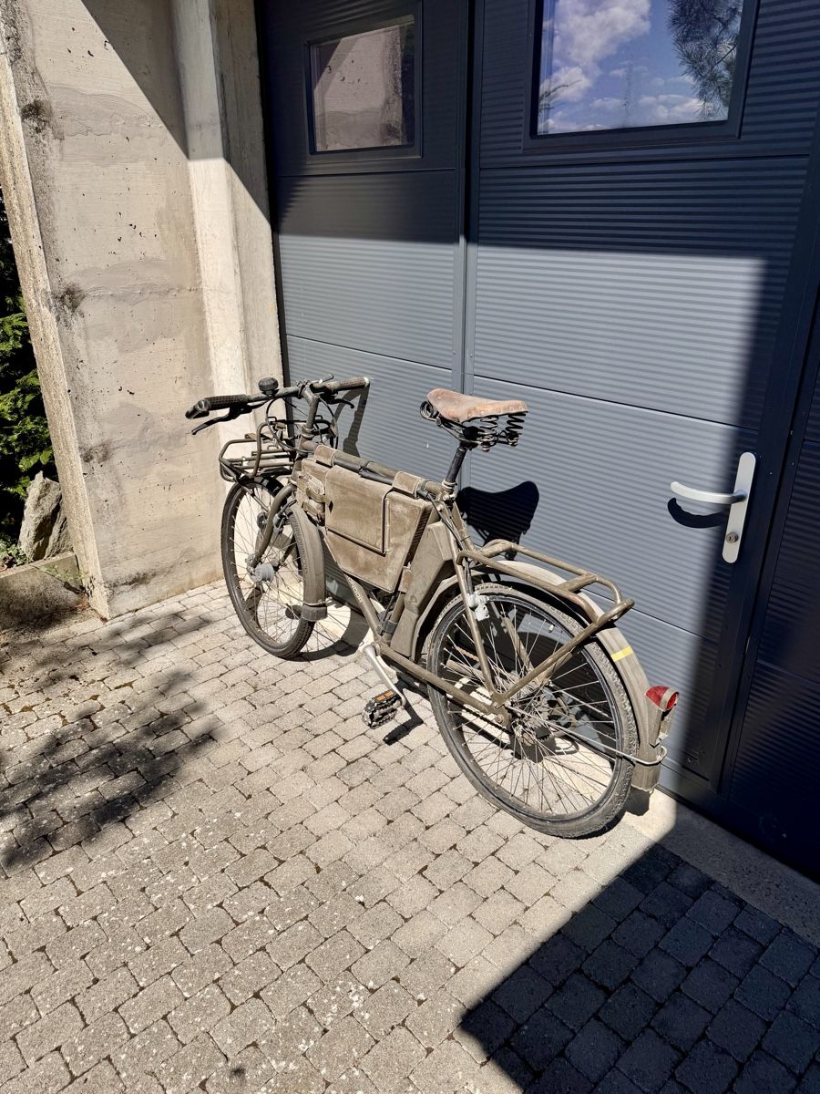 Condor Vélos: Militär-Velo – Défectueux à Madiswil par Summers79 2