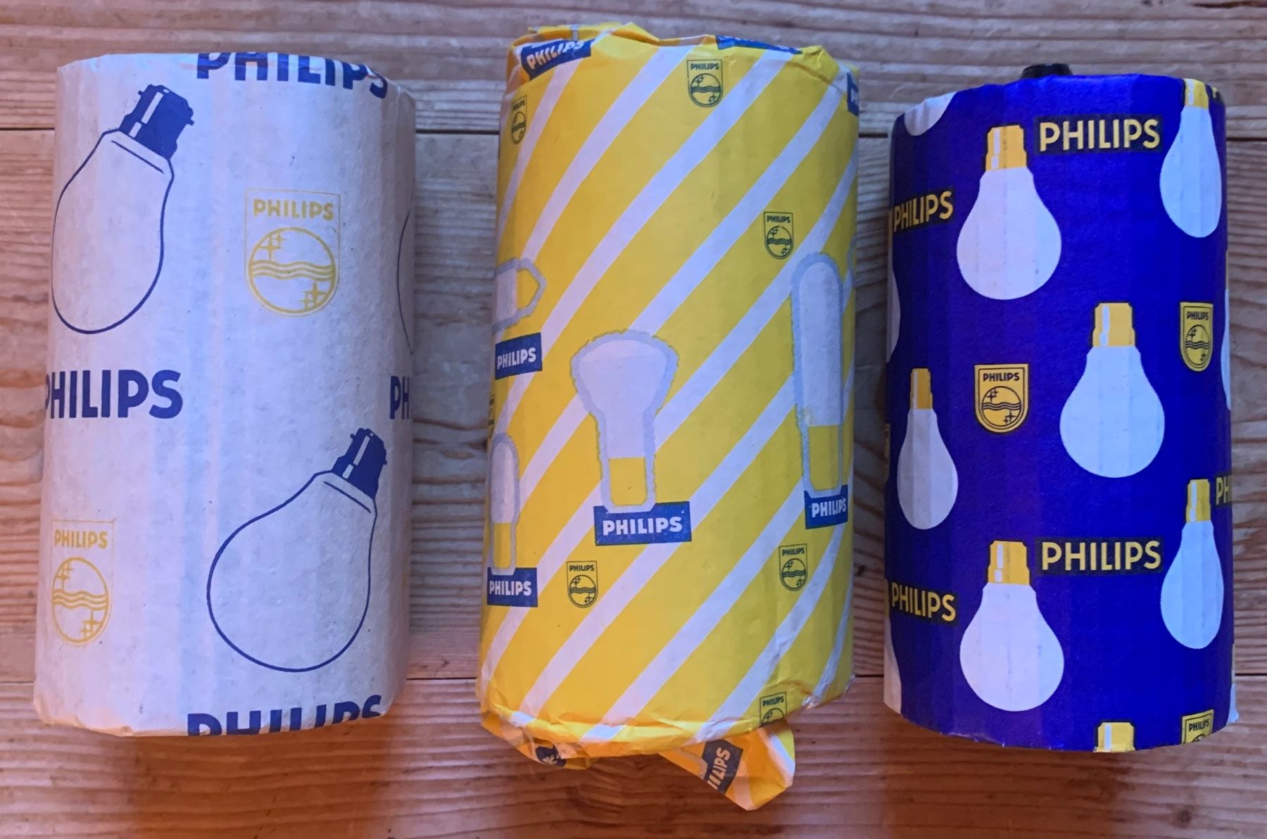 Philips Lampade: 3 Glühlampen der CH Armee Philips  E27 90W – Usato da Goldingen venduto da Bergler012