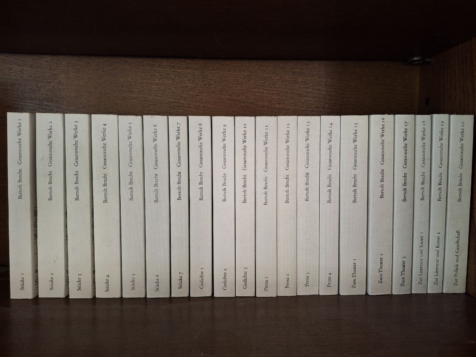 Bücher: Bertolt Brecht Gesammelte Werke 1-20 – Gebraucht aus Bäriswil BE von vonys