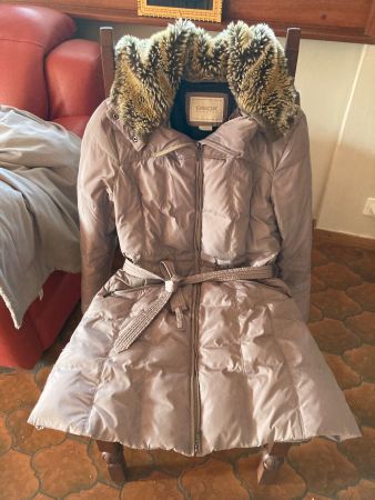 Geox doudoune chaude taille 44, capuchon amovible