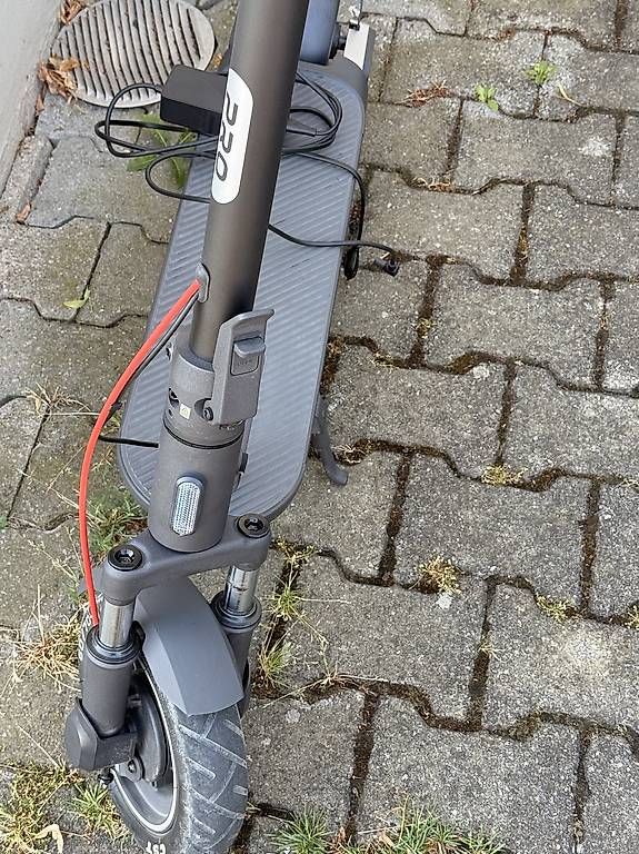 Scooters: Xiaomi Elektroscooter 5 Pro CH – D'occasion à Oberstammheim par riis_sz 3