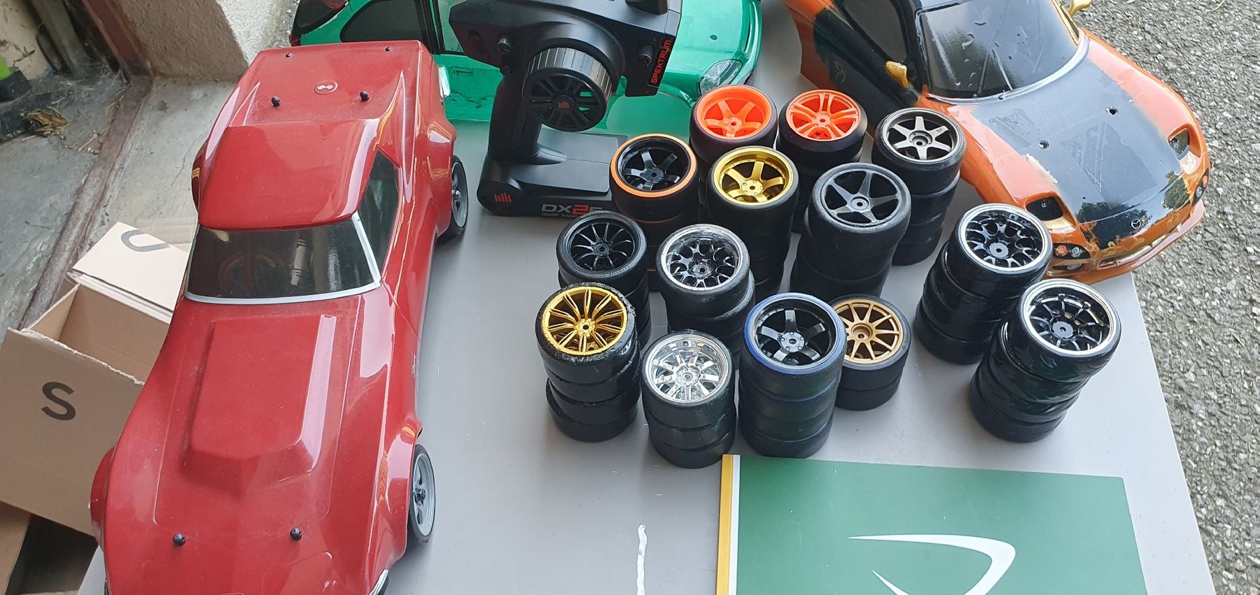 RC Kits de montage: vaterra 1/10 rc drift – D'occasion à Enney par yodlle