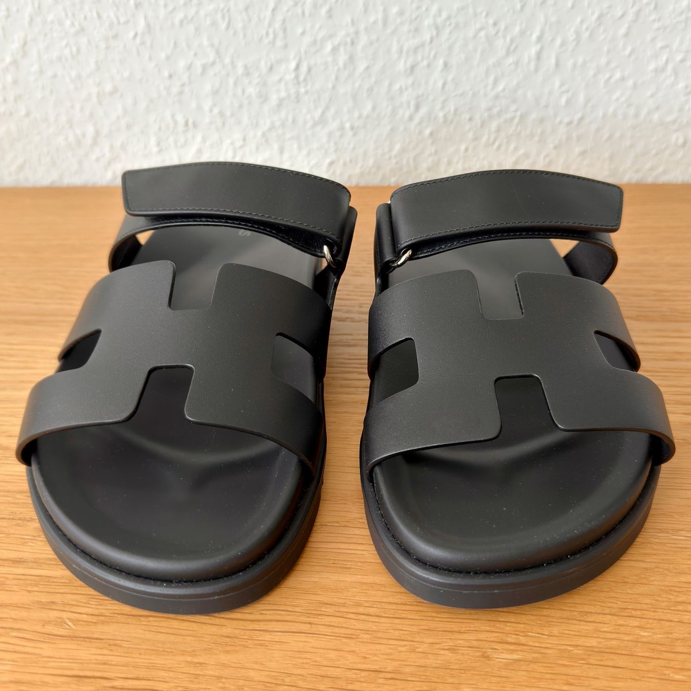 Hermès Scarpe da donna: Authentiques Sandales HERMÈS Chypre 40.5 NEUVES – Nuovo e nell'imballaggio originale da Carouge GE venduto da loveluxury 2