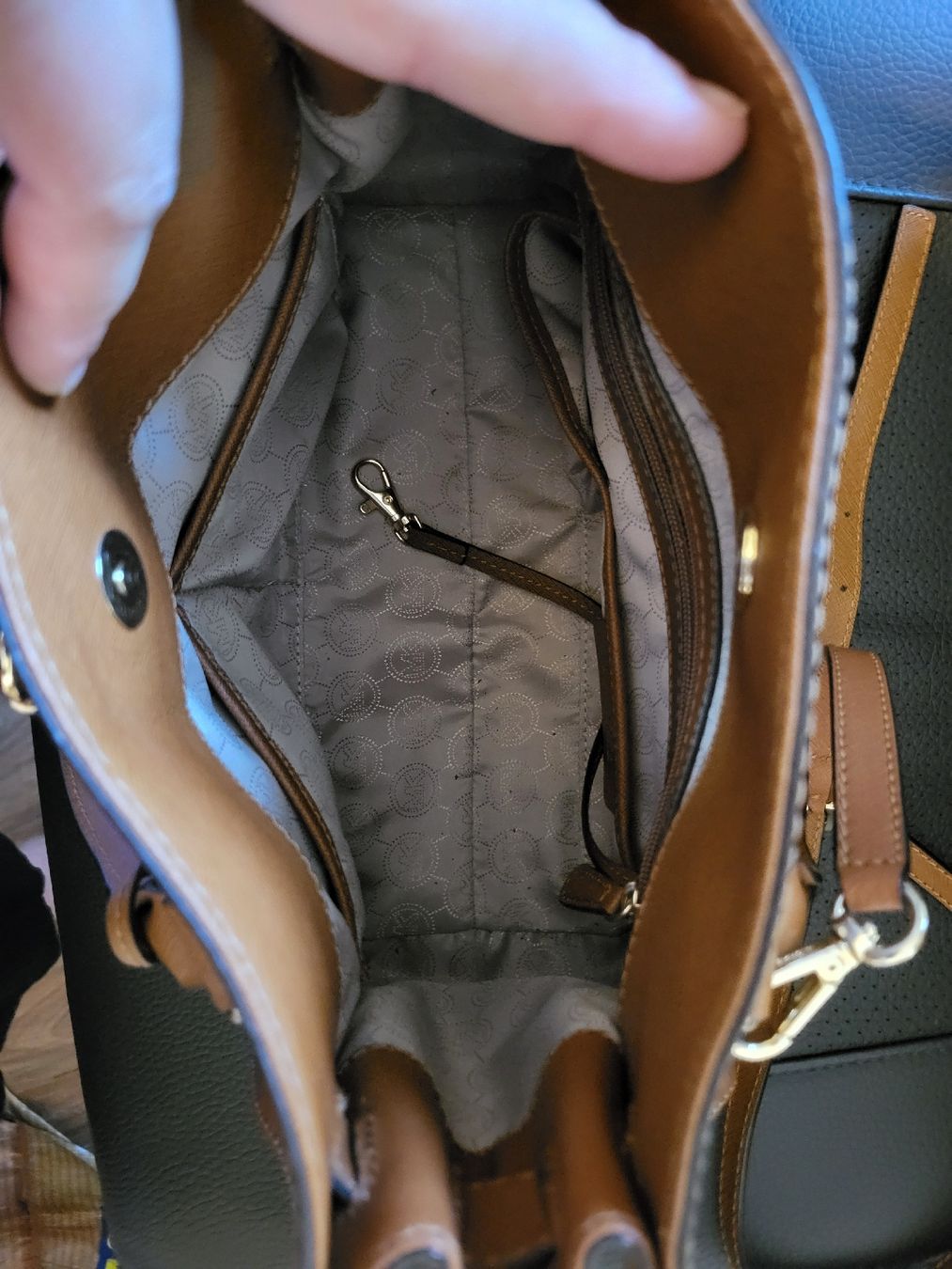 Michael Kors Borse da donna: Michael Kors Hamilton – Nuovo (secondo la descrizione) da Sins venduto da are_j9cs 4