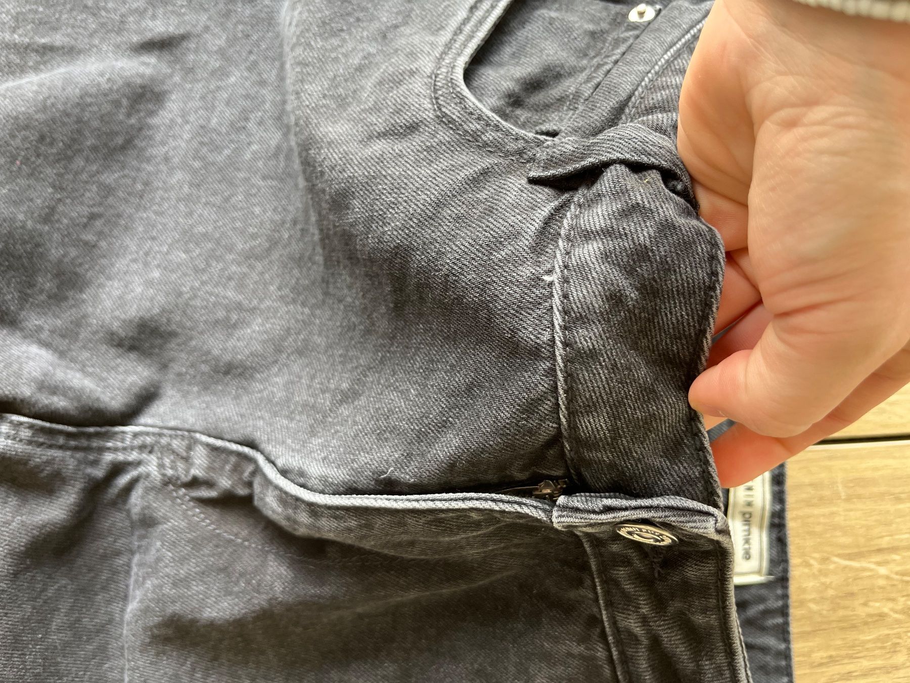 Pimkie Jeans: schwarze Jeans locker – Usato da Zuzwil SG venduto da dieschnellemichelle 2