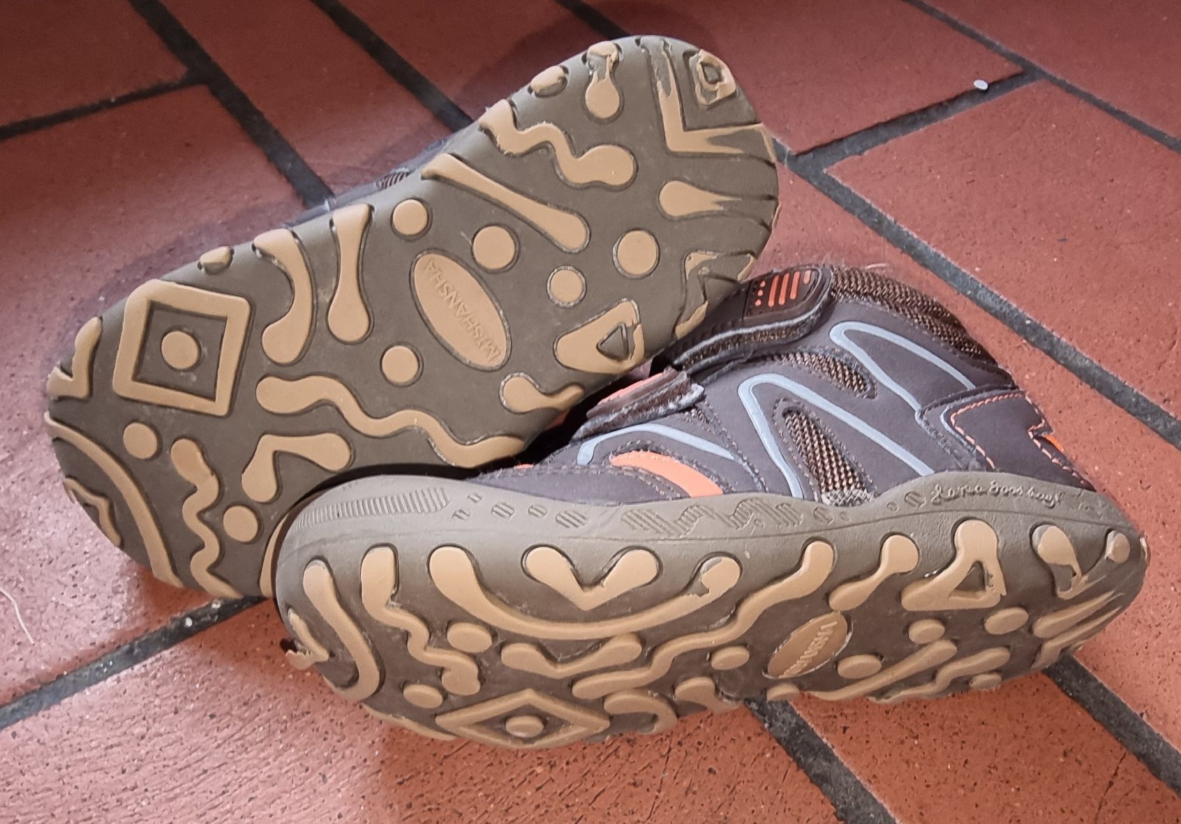 Scarpe per ragazzi: Winter Schuhe, Grösse 28 – Usato da Rifferswil venduto da sandra0010 1