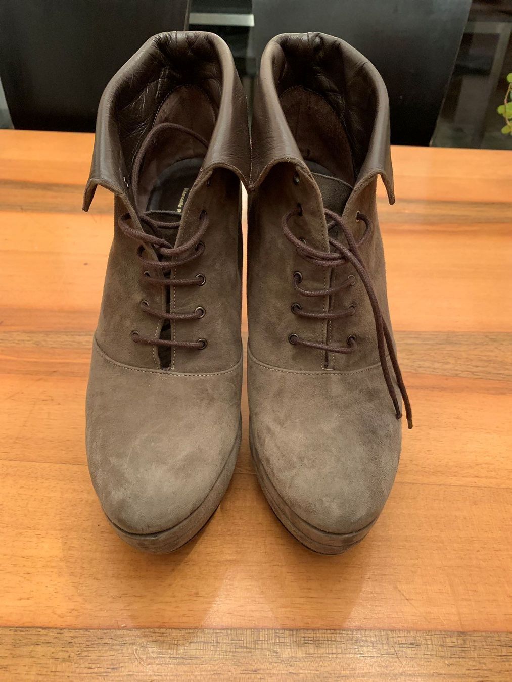 Scarpe da donna: Pumps Leder Navyboot Stiefeletten 38 – Nuovo (secondo la descrizione) da Rafz venduto da GeschenkeShop 2