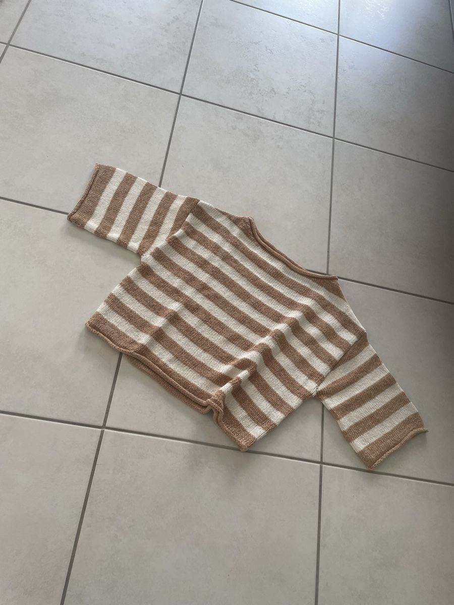 Stradivarius Pulls & Sweat-shirts: Stradivarius Pullover gestreift beige/weiss Grösse S . Neu – Neuf avec emballage d'origine à Dübendorf par jlu_r7hz 4