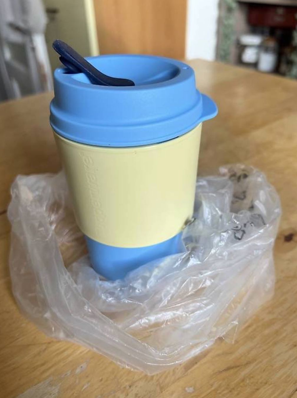 Tupperware Contenitori & Simili: Éco Mugs Tupperware – Nuovo e nell'imballaggio originale da Lausanne venduto da davzic