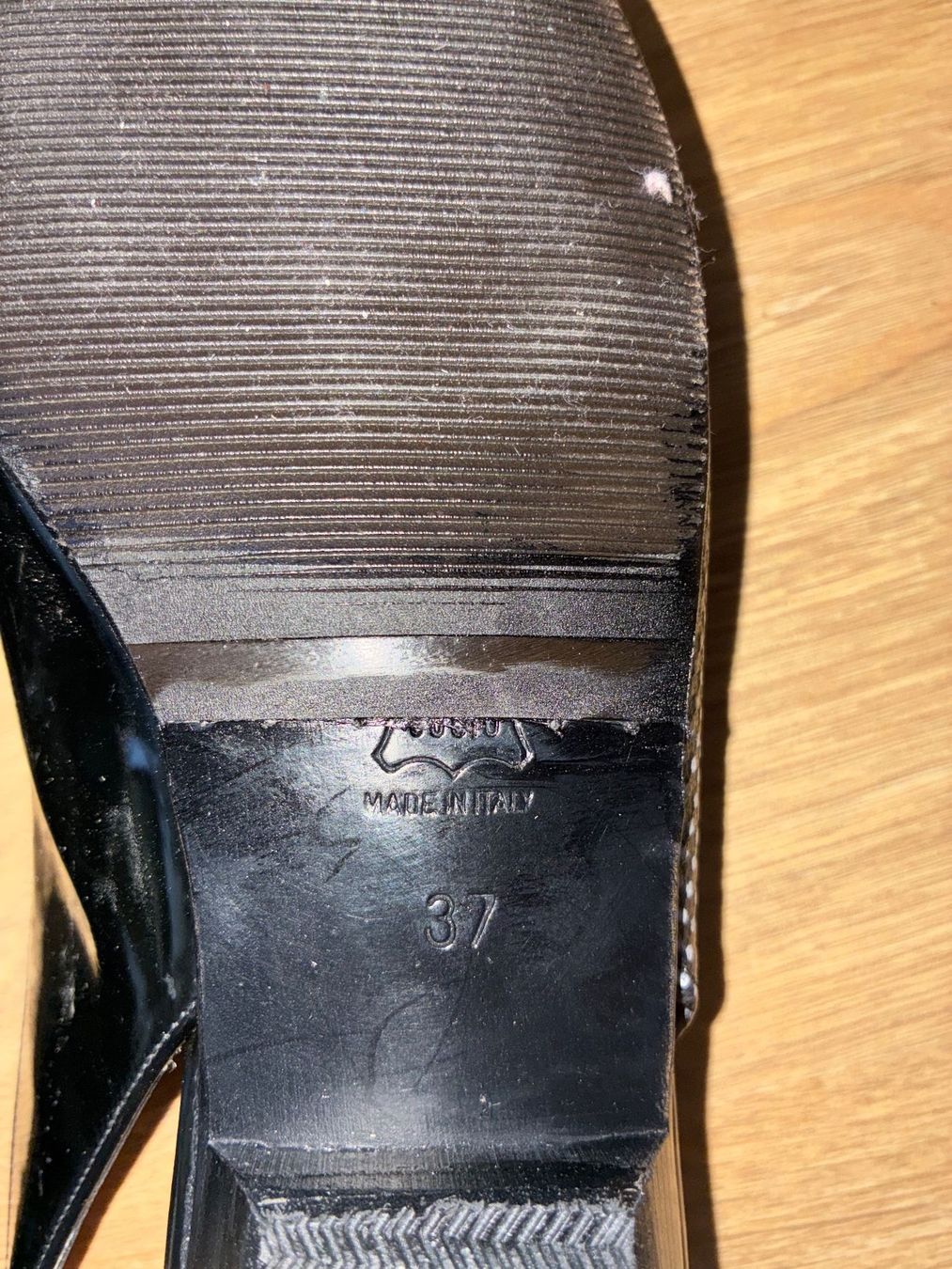 Bally Chaussures femmes: Escarpins Bally 37 – D'occasion à Lausanne par MademoiselleZuzu 2