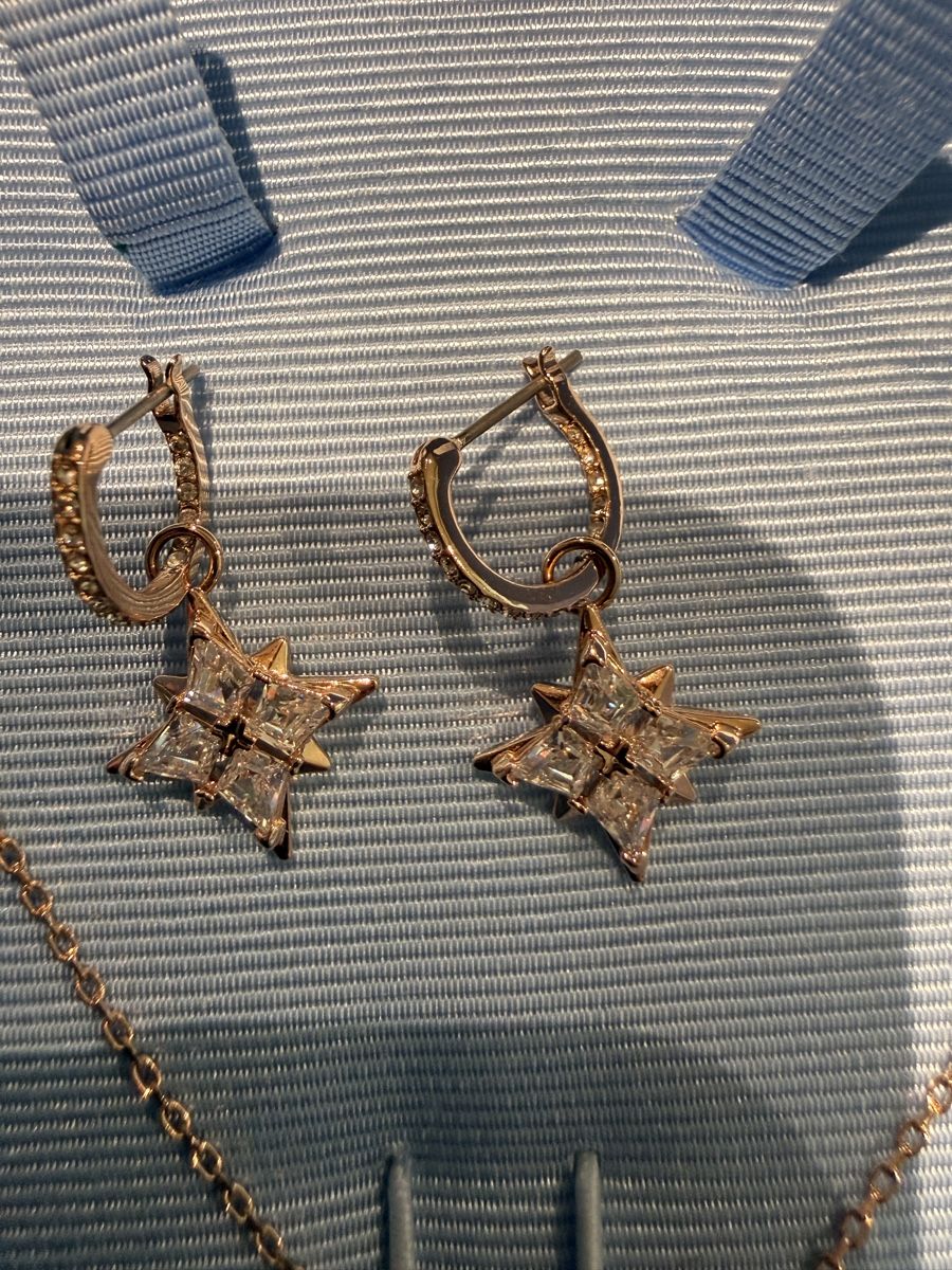 Swarovski Ohrringe & -stecker: Swarovski Set Halskette und Ohrringe – Neu (gemäss Beschreibung) aus Schafisheim von jan_cb2f 3