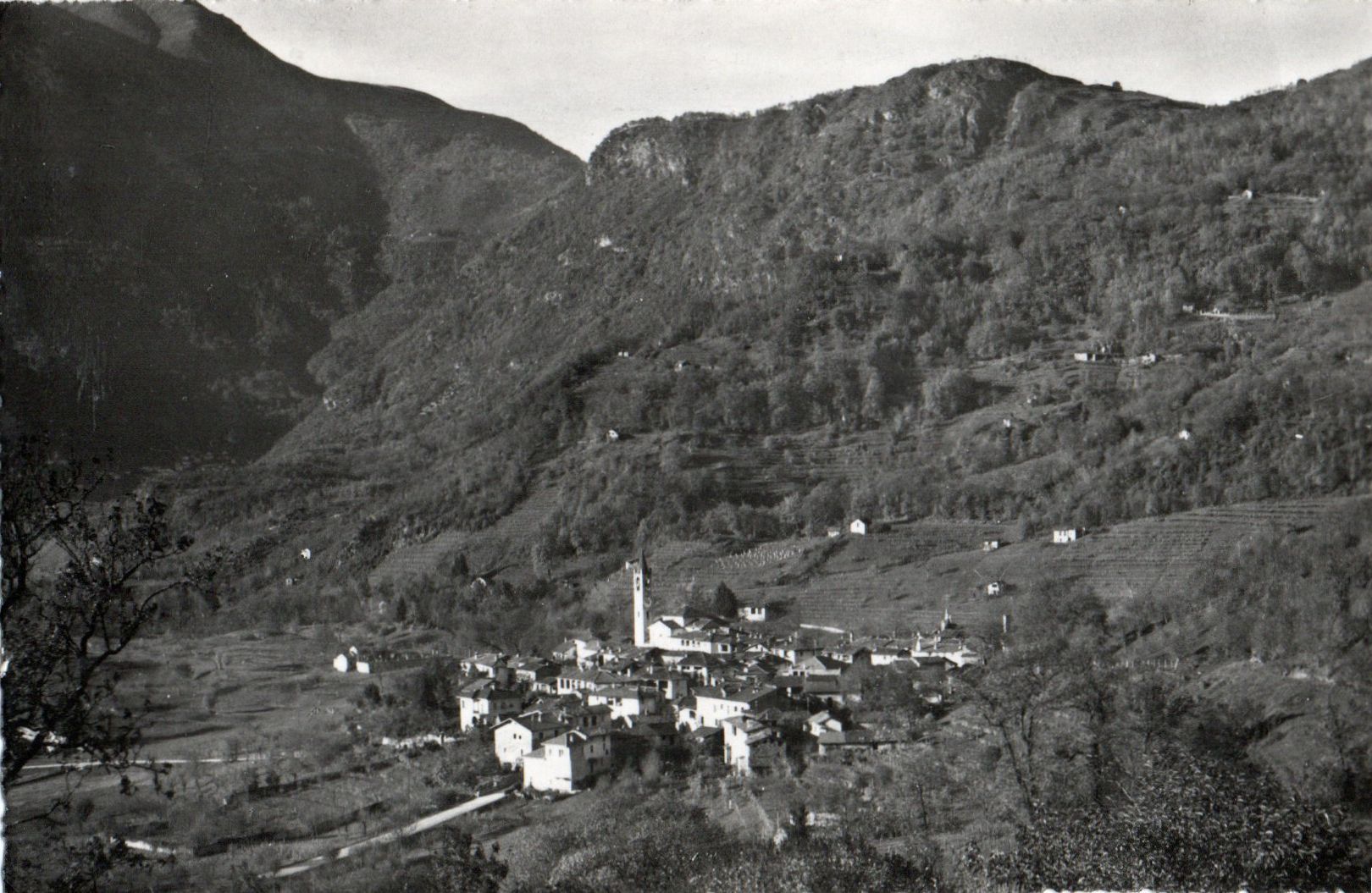 Cartoline postali: Ponte Capriasca - Panorama – Usato da Melano venduto da pisonsdro