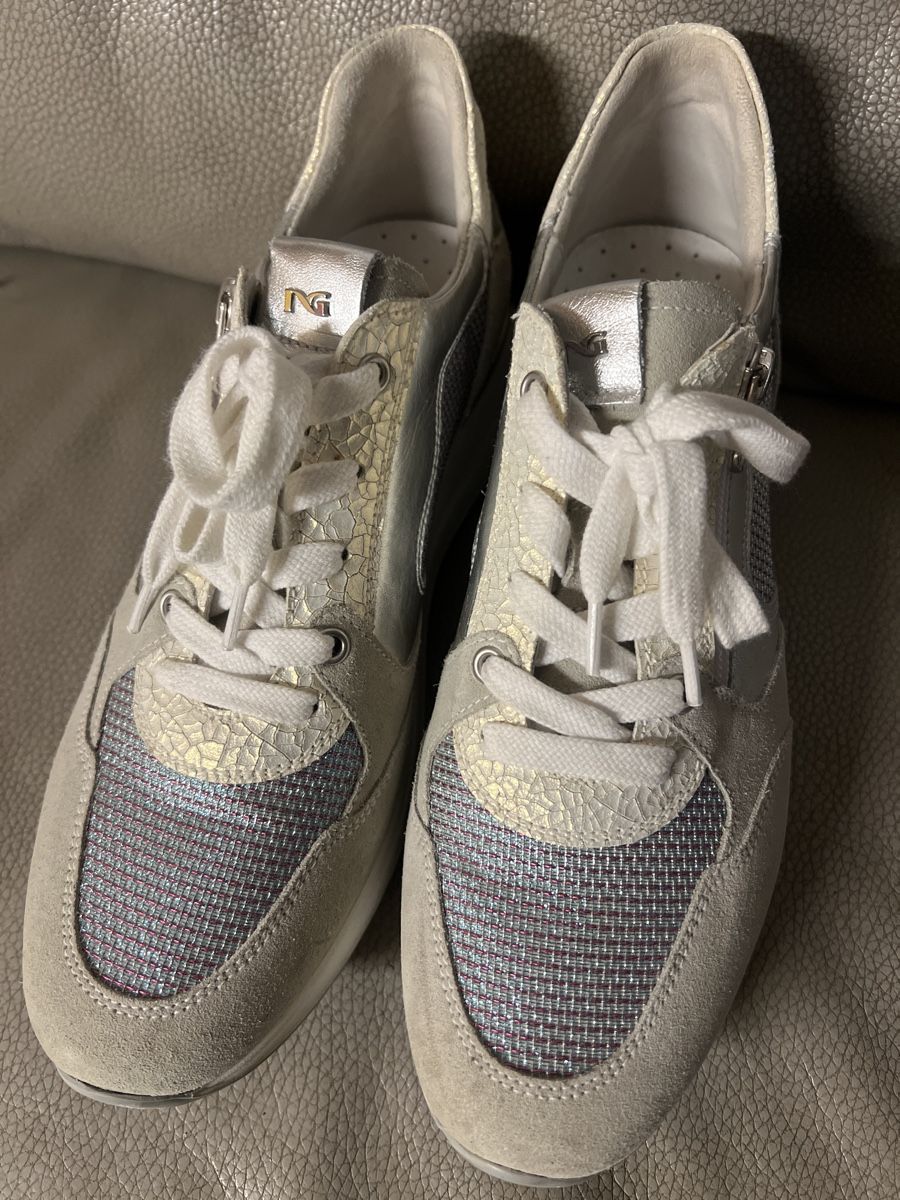 Scarpe da donna: Original NeroGiardini Sneaker, Damenschuh, Gr. 38, – Usato da Rorschach venduto da TimelessTrading 2