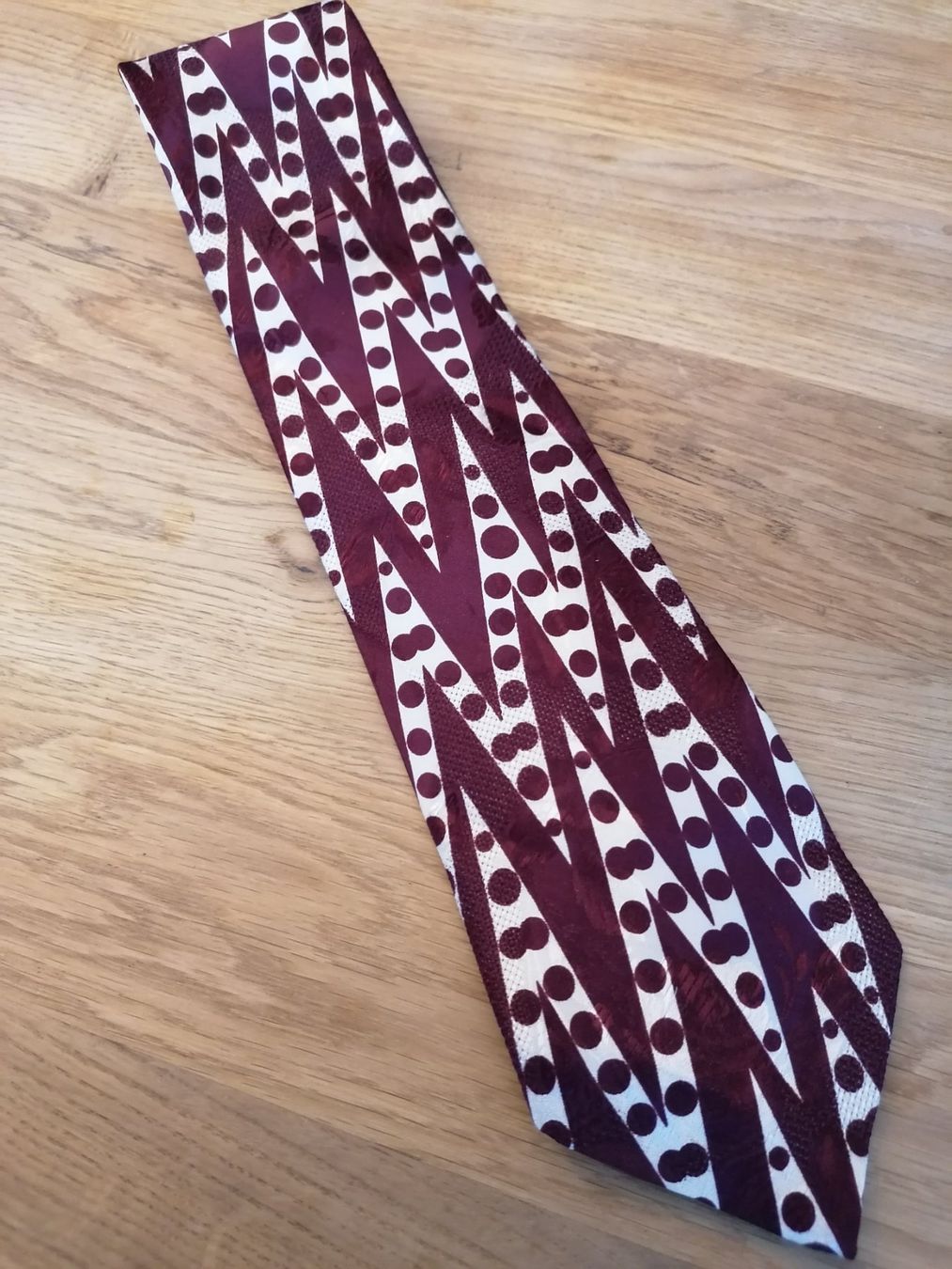 Hugo Boss Krawatten: HUGO BOSS Krawatte 100% Seide - Nr. 147 – Gebraucht aus Basel von vintagecollector 1