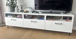 BESTA TV-Bank weiss mit Schubladen | TV-Möbel | Fernsehmöbel