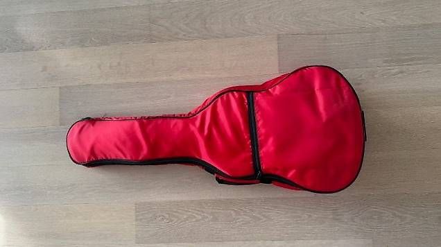 Musikinstrumente: Gitarre – Gebraucht aus Regensdorf von Crazyblood 4