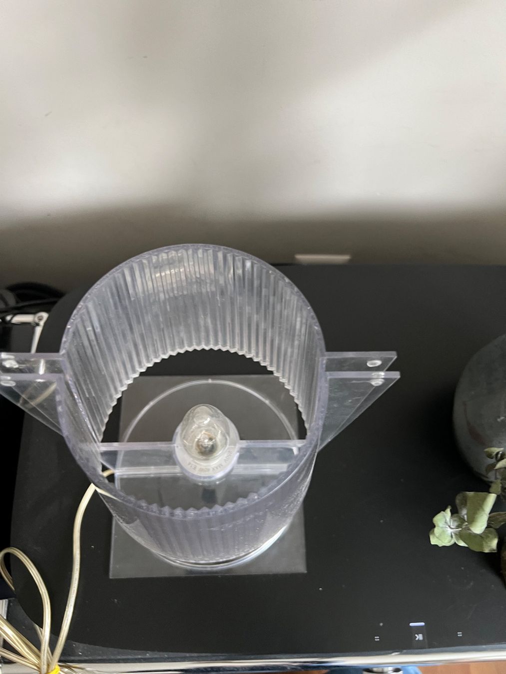 Kartell Lampade: Kartell Take Lampe Tischlampe glasklar – Usato da Jona venduto da Sariksa 3