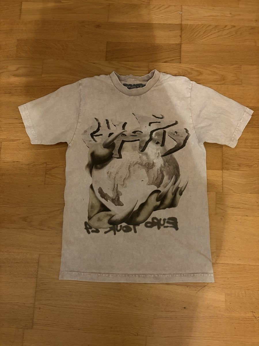 T-Shirts: Travis Scott Tour Merch – Neu (gemäss Beschreibung) aus Neftenbach von bjl_xqr8