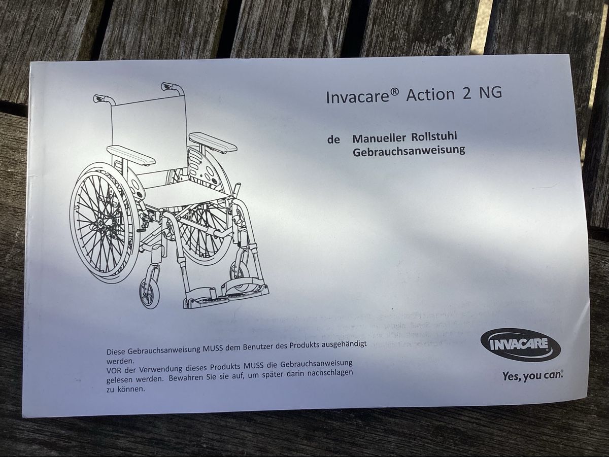 Sedie a rotelle: Transport- / Reiserollstuhl Invacare Action 2 Transit Lite – Usato da Arlesheim venduto da san_w9vr 7