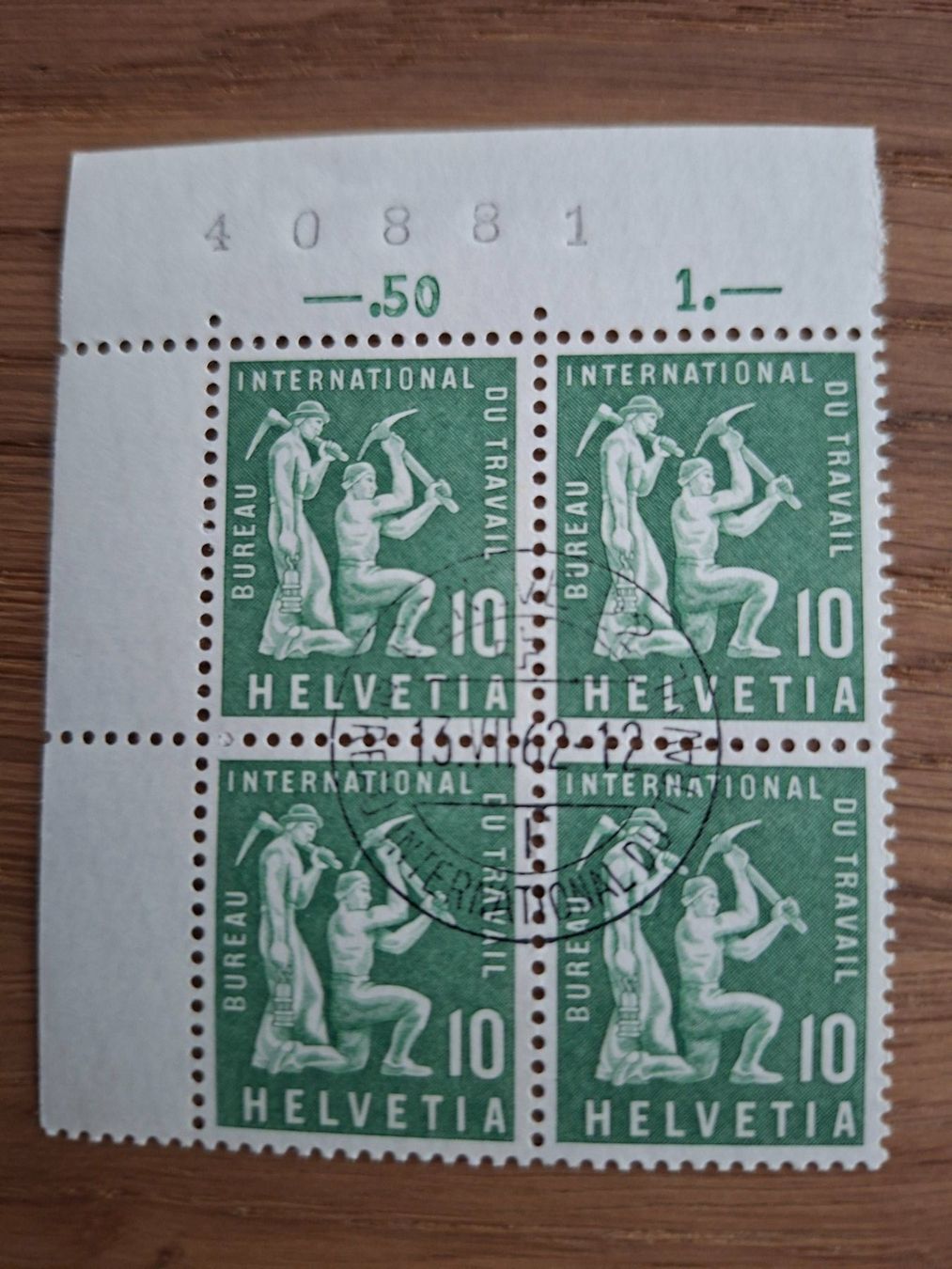 Tous les timbres: Dienstmarken 4er Blocks: BIT – Neuf (Voir description) à Hinterkappelen par 1399 3