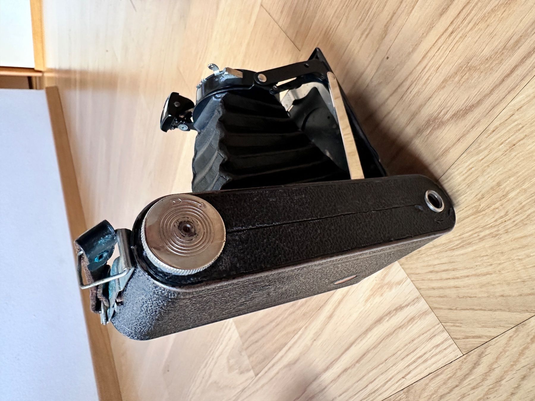 Kodak Kamera: Kodak Junior 620 + case – Gebraucht aus Sorengo von Littman 4