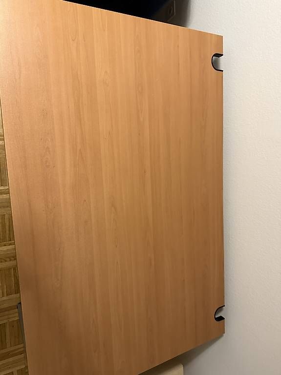 Schreibtische: Bürotisch – Gebraucht aus Glattbrugg von mir_vx2c 1