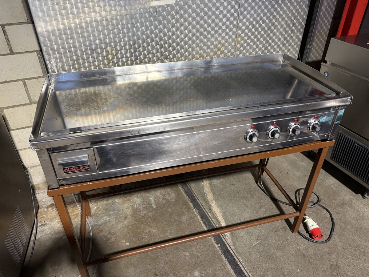 Griglie: Professionelle Edelstahl Grillplatte – Usato da Wohlen AG venduto da Moh80