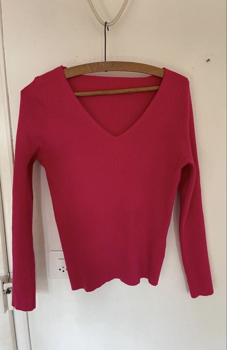 Pullover & Sweatshirts: PINKER PULLOVER GRÖSSE S – Gebraucht aus Dübendorf von ali_g7p8