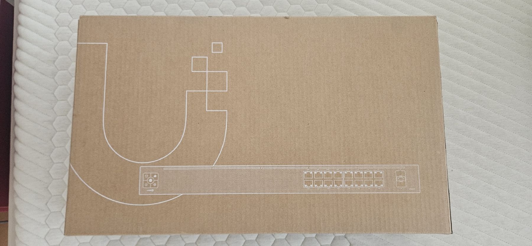 Ubiquiti Modems & Router: UBIQUITI Switch USW-16-POE – Neu und originalverpackt aus Amriswil von Mega-Toppreise